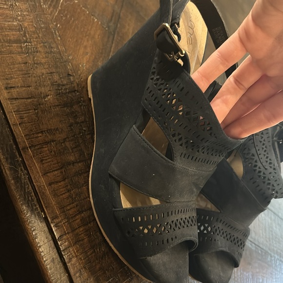 Women’s dark navy blue soft wrap heels - Picture 2 of 5